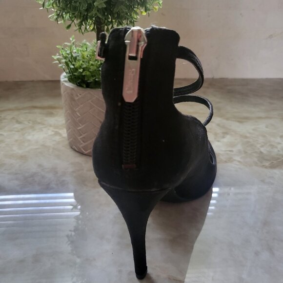 Circus three strap heel NWOT size 7.5 - Picture 2 of 6